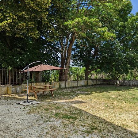 Domaine Du Faure Bed & Breakfast Chadurie Dış mekan fotoğraf