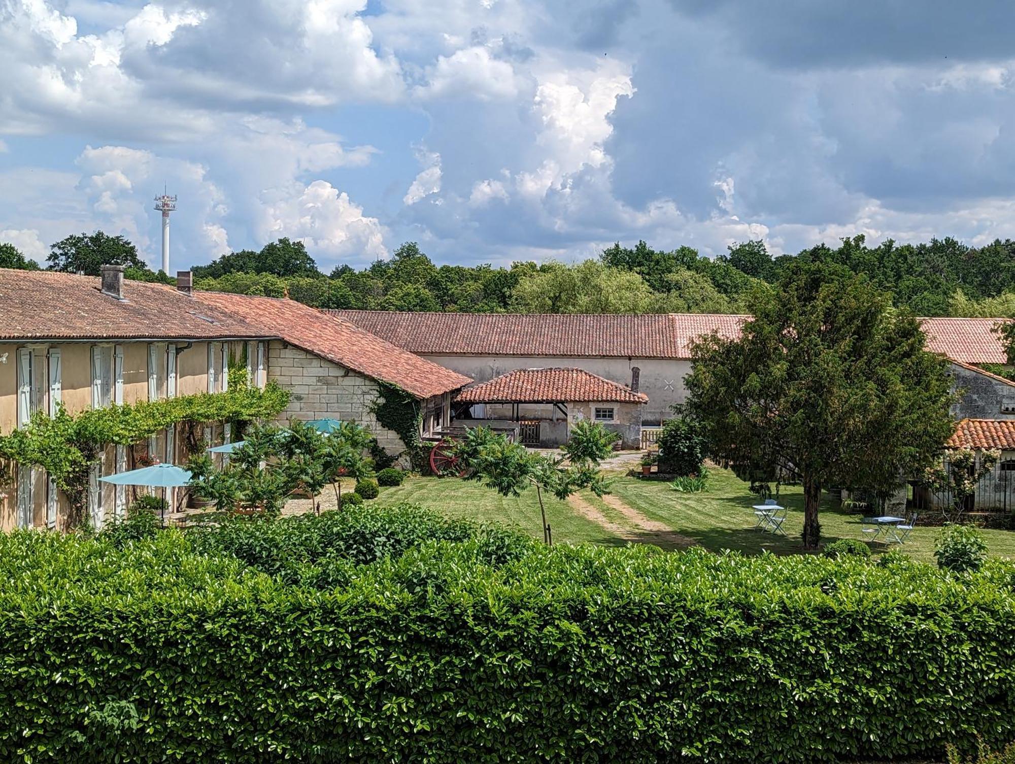 Domaine Du Faure Bed & Breakfast Chadurie Dış mekan fotoğraf
